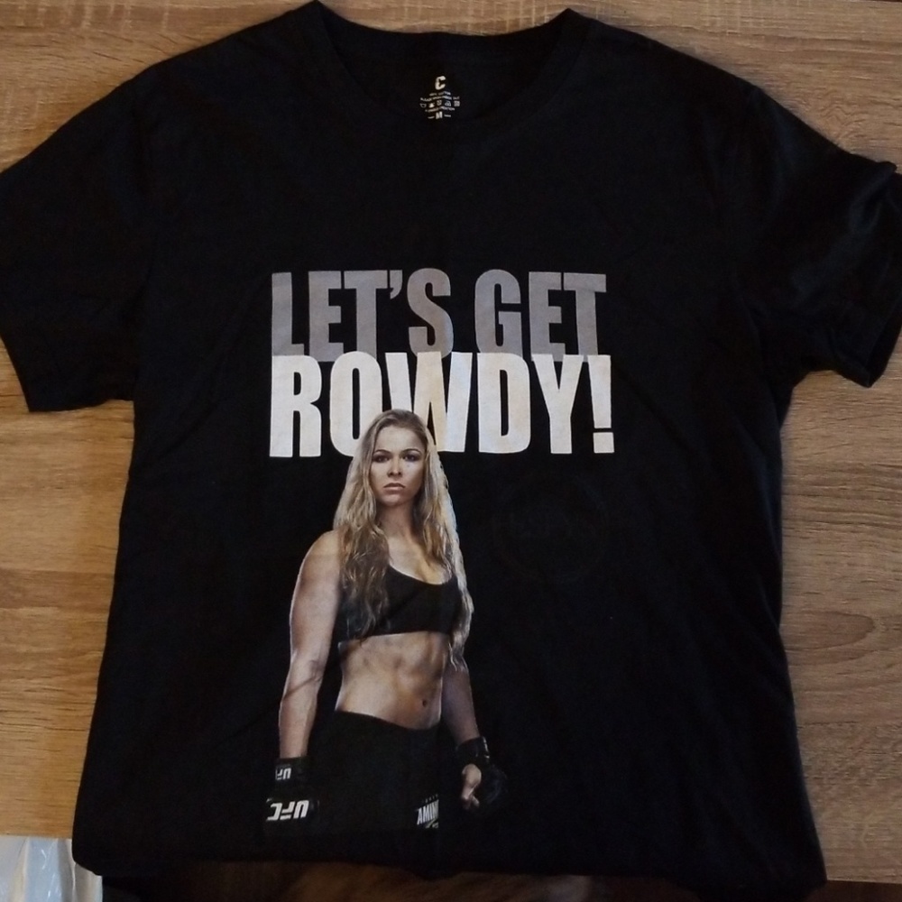 M T-Shirt, fits like a small
